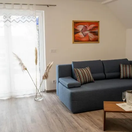 Apartment Bk